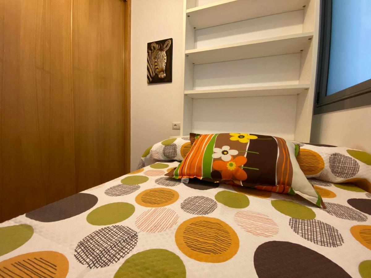 Ferienwohnung Piso Familiar Amplio Con Acceso Directo A La Playa Bueu Exterior foto