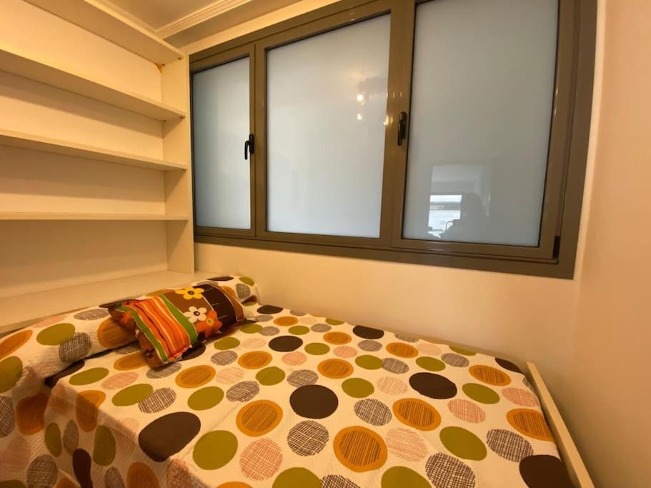 Ferienwohnung Piso Familiar Amplio Con Acceso Directo A La Playa Bueu Exterior foto